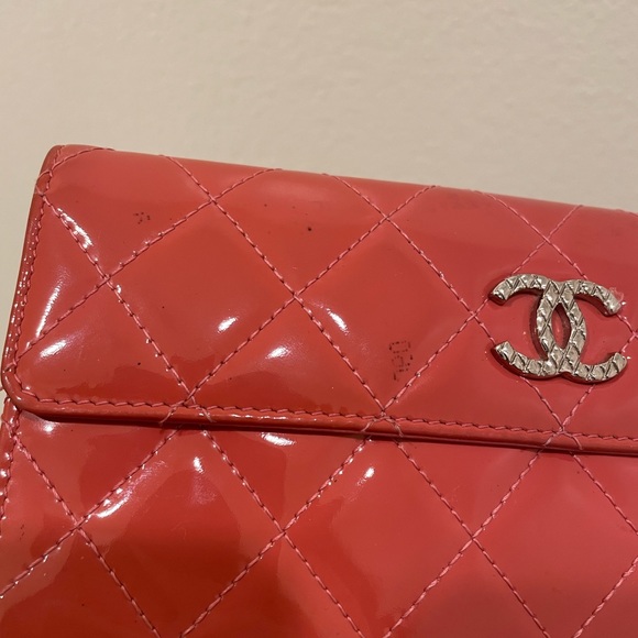 Chanel Patent Leather Puffy Snap Wallet - Picture 15 of 16